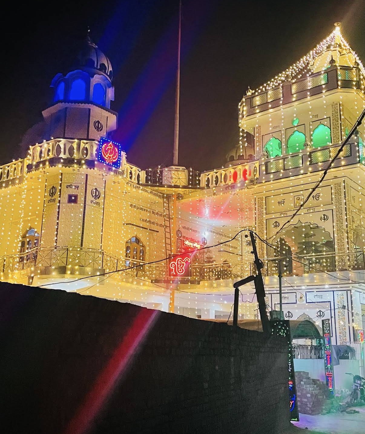 Gurudwara Sahib, Mandkulla, lit up at night